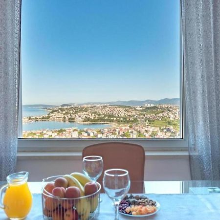 Cartolina Di Mare Apartment Podstrana Luaran gambar