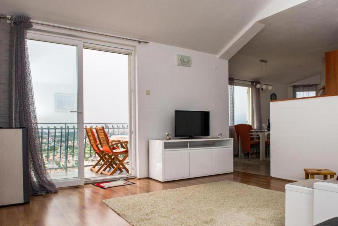 Cartolina Di Mare Apartment Podstrana Luaran gambar