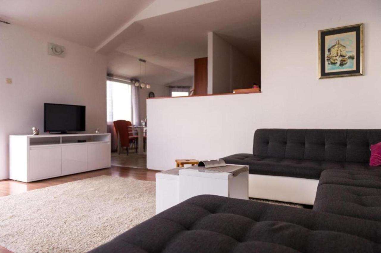 Cartolina Di Mare Apartment Podstrana Luaran gambar