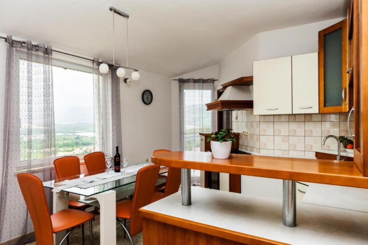 Cartolina Di Mare Apartment Podstrana Luaran gambar