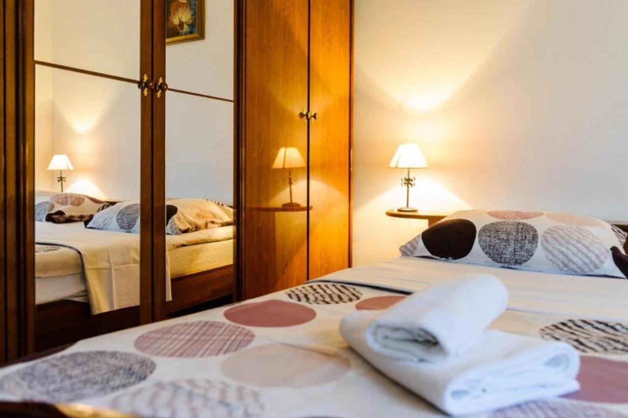 Cartolina Di Mare Apartment Podstrana Luaran gambar
